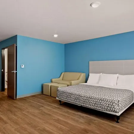 Woodspring Suites Greeley Exterior photo