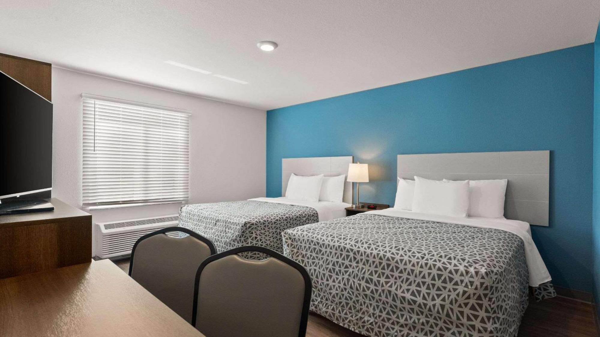 Woodspring Hotel Greeley