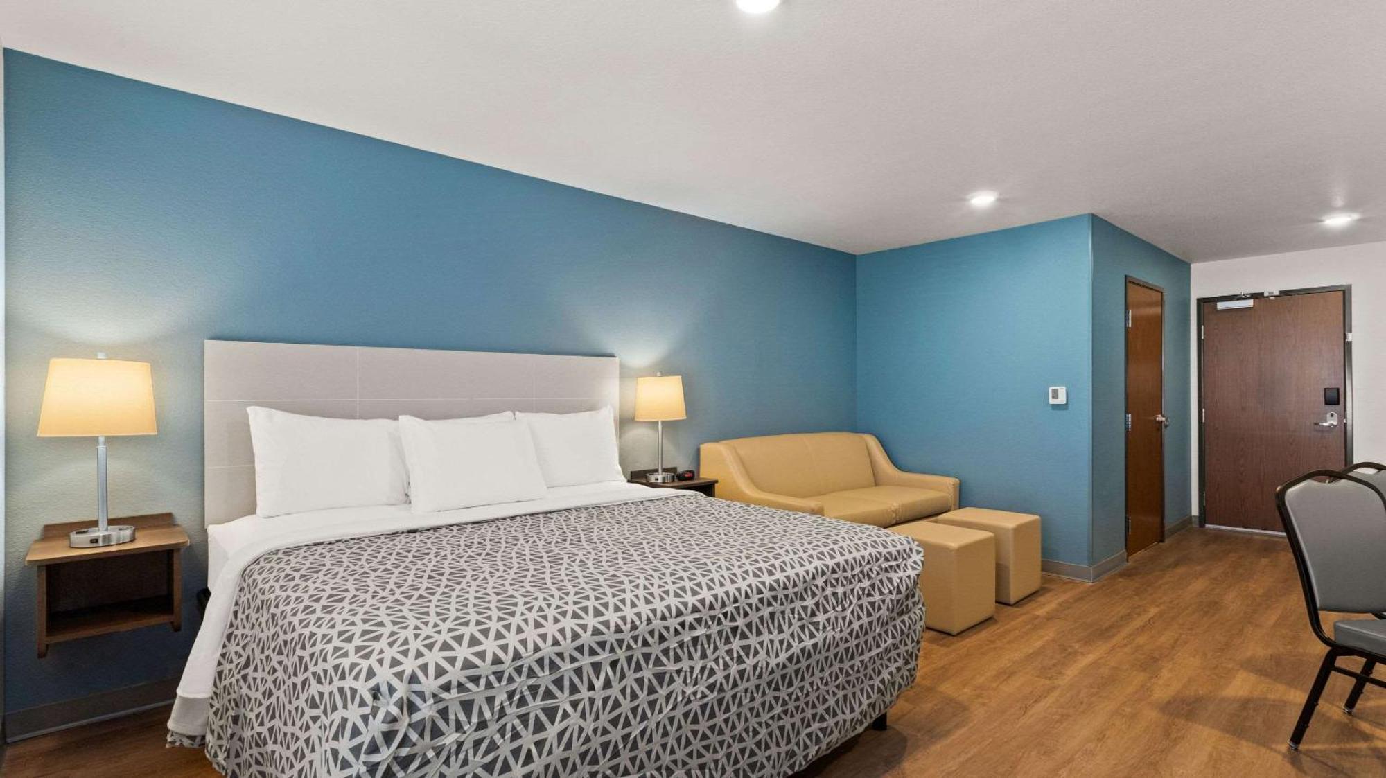 Woodspring Greeley